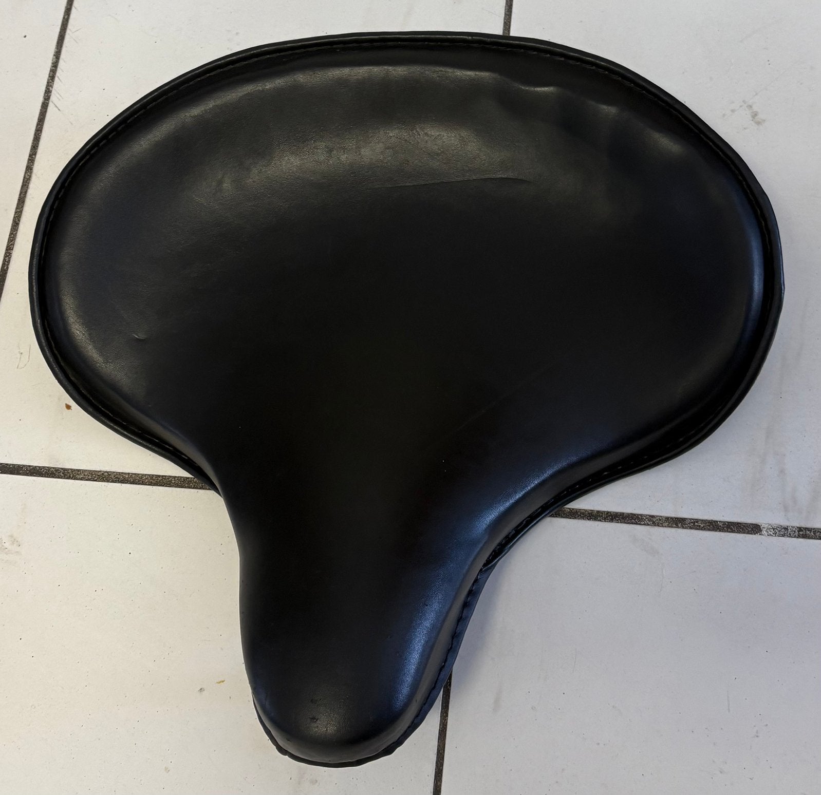 Harley davidson pan solo zadel, Motoren, Accessoires | Overige, Verzenden, Zo goed als nieuw