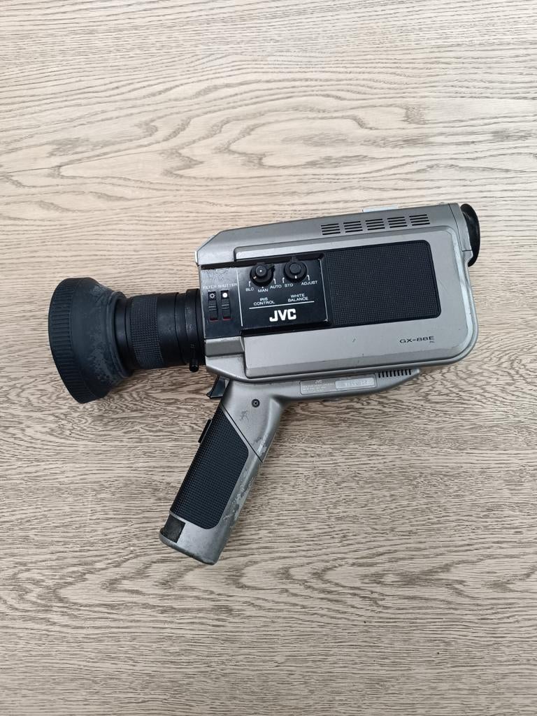 Caméra JVC GX-88E, TV, Hi-fi & Vidéo, Enlèvement ou Envoi