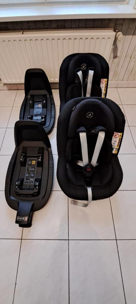 2 Autostoelen maxi- cosi + onderstel isofix, Ophalen, Gebruikt, 9 t/m 18 kg, Isofix