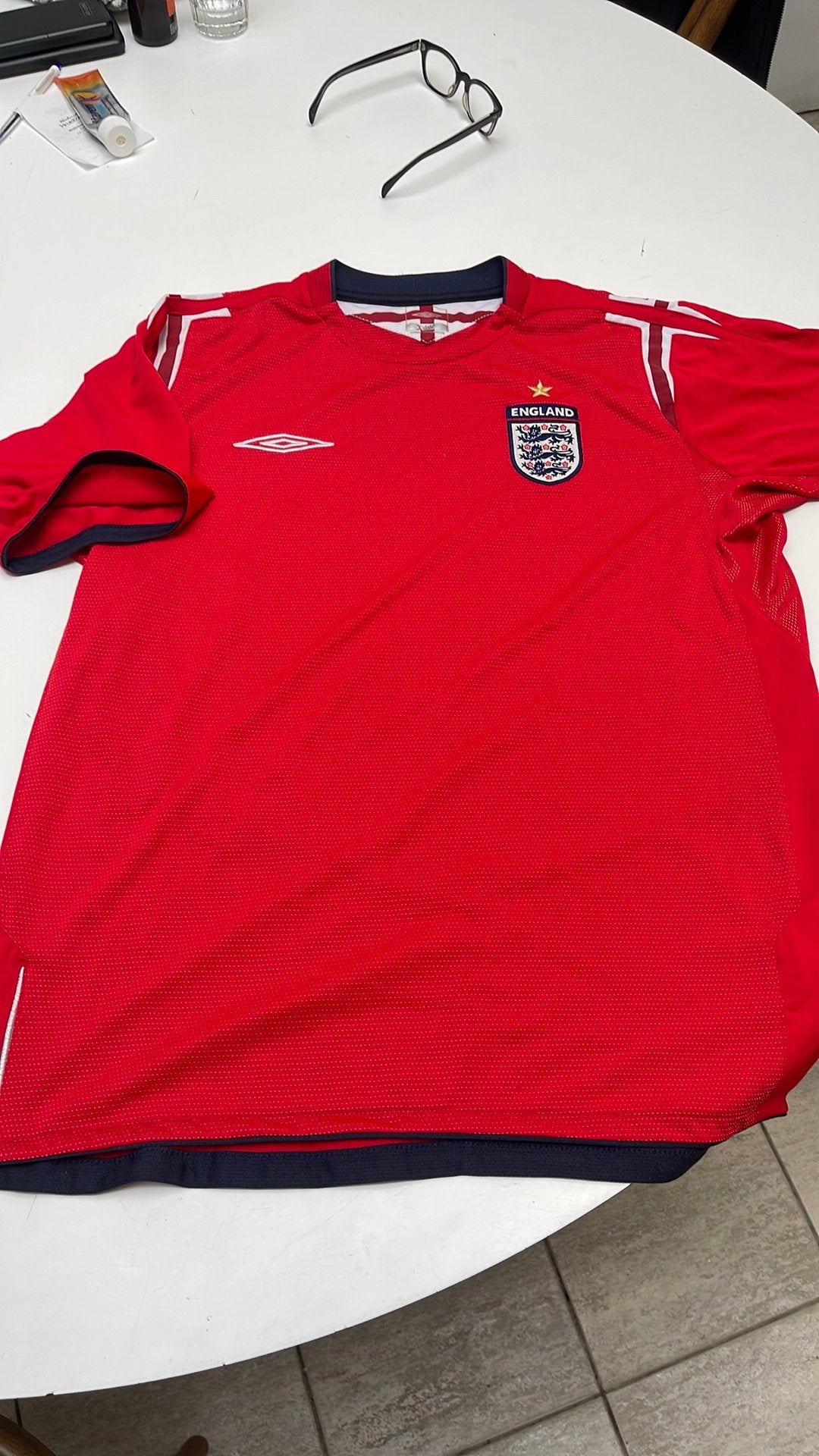 maillot officiel de l'Angleterre Umbro 2004 Large, Enlèvement ou Envoi, Comme neuf, Maillot