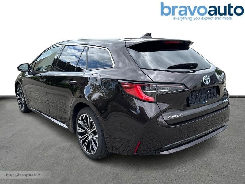 Toyota Corolla TS Premium | all season tyres, Autos, Toyota, Achat, Euro 6, Entreprise, 72 kW