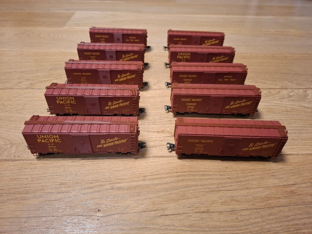 Märklin 45646 - Set de 10 wagons couverts USA, Hobby en Vrije tijd, Modeltreinen | H0, Ophalen, Zo goed als nieuw, Wagon, Märklin
