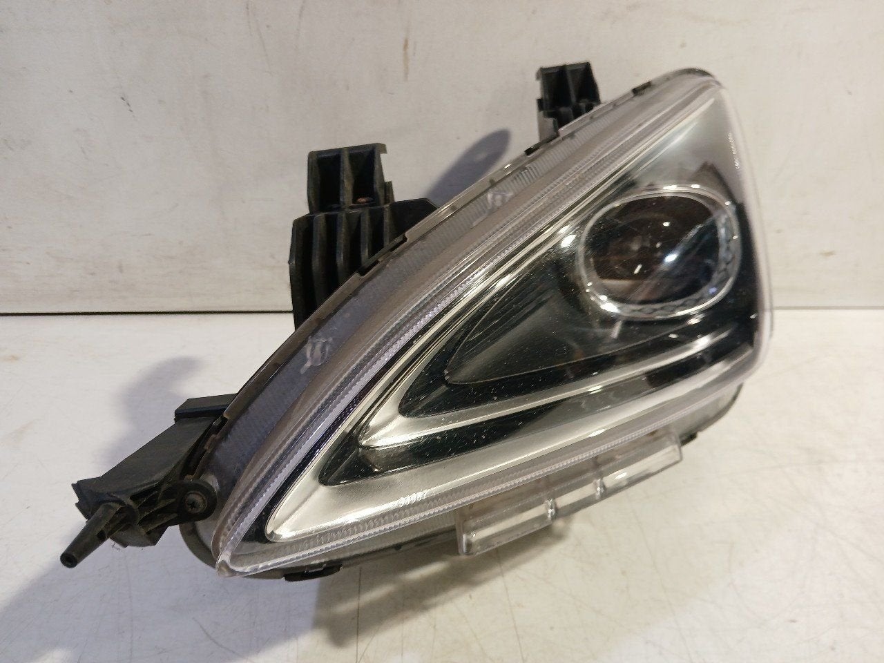 Koplamp links Hyundai Nexo, Onderdelen@venauto.nl, Van der Ven Autorecycling B.V., Gebruikt, Ettenseweg 76, 4706 PB Roosendaal, The Netherlands