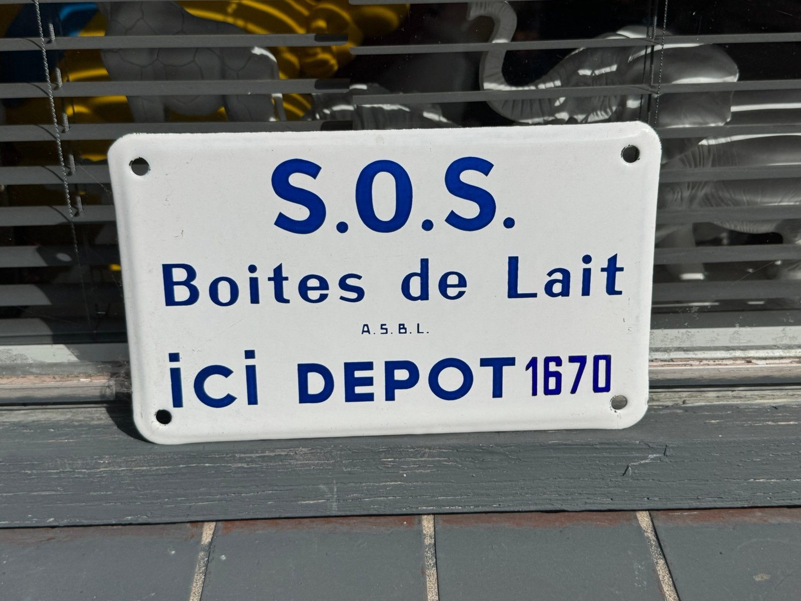 Panneau publicitaire en émail SOS, Enlèvement ou Envoi