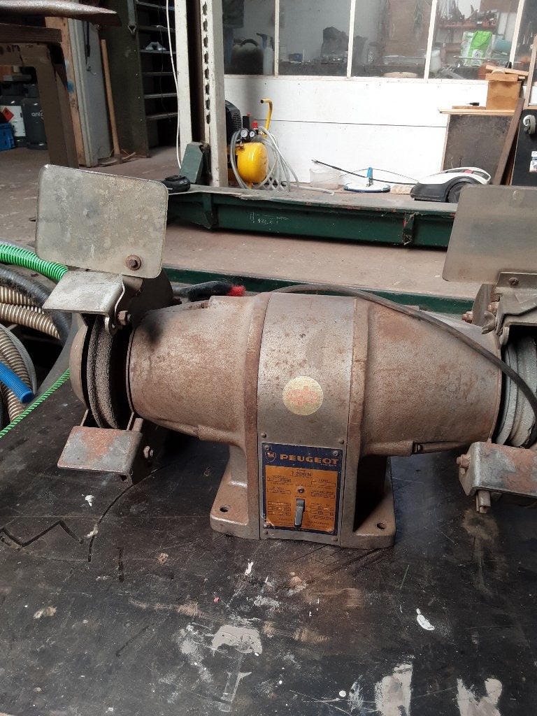 Slijpsteen, Ophalen, Gebruikt, 700 tot 1000 watt, Werkbankslijpmachine