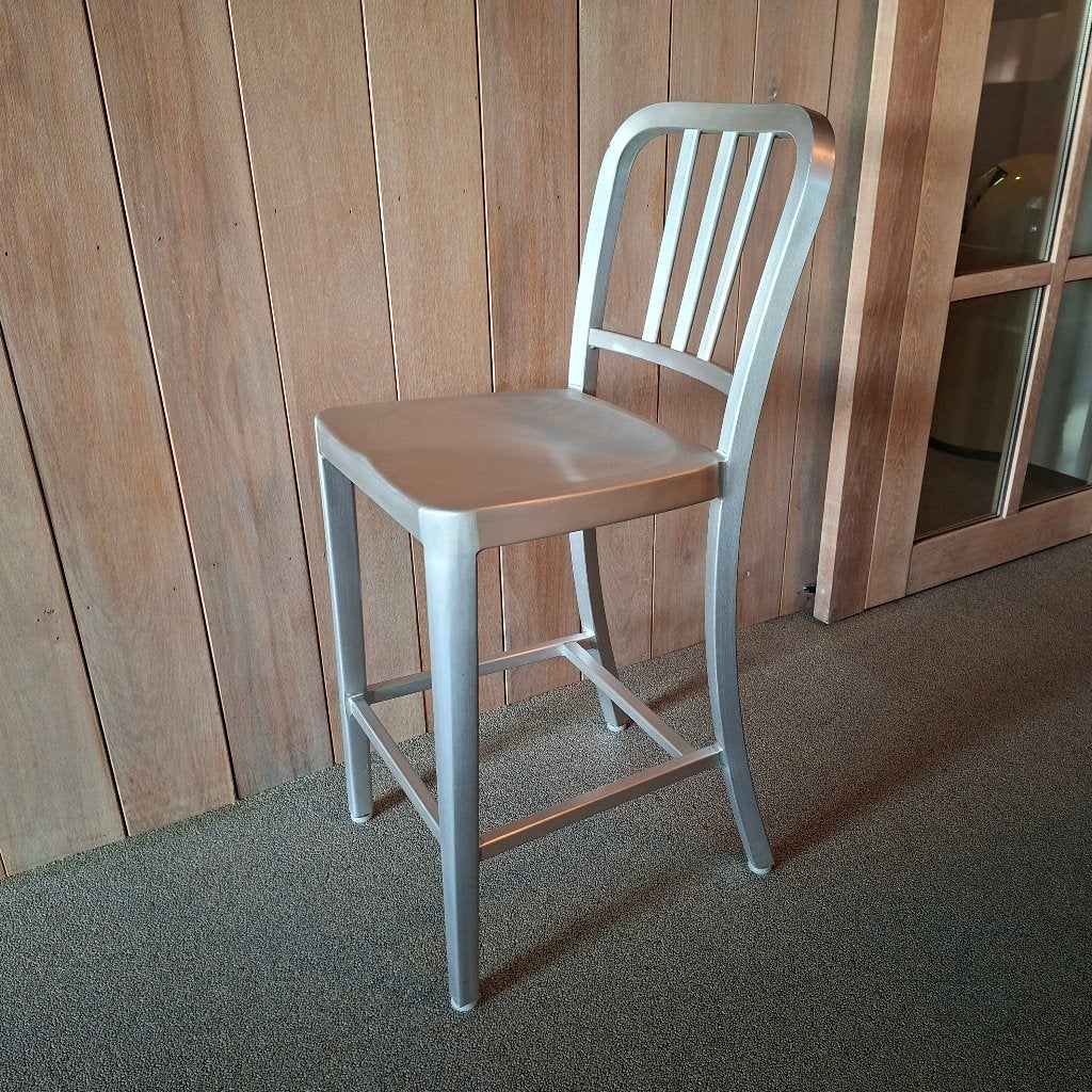 3x Tabouret de bar en aluminium brossé style 1944 Navy Chair, 1 tabouret, Comme neuf, Enlèvement, Métal