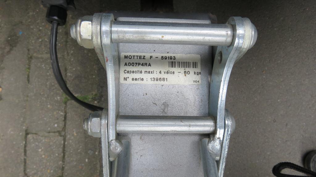 Porte 4 vélos  marque MOTTEZ, Enlèvement