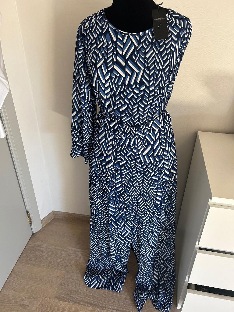 Caroline biss nieuw ensemble 300 euro, Kleding | Dames, Broeken en Pantalons, Maat 38/40 (M), Nieuw, Caroline Biss, Verzenden