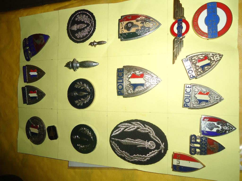 lot insigne police france, Enlèvement ou Envoi, Autres, Emblème ou Badge