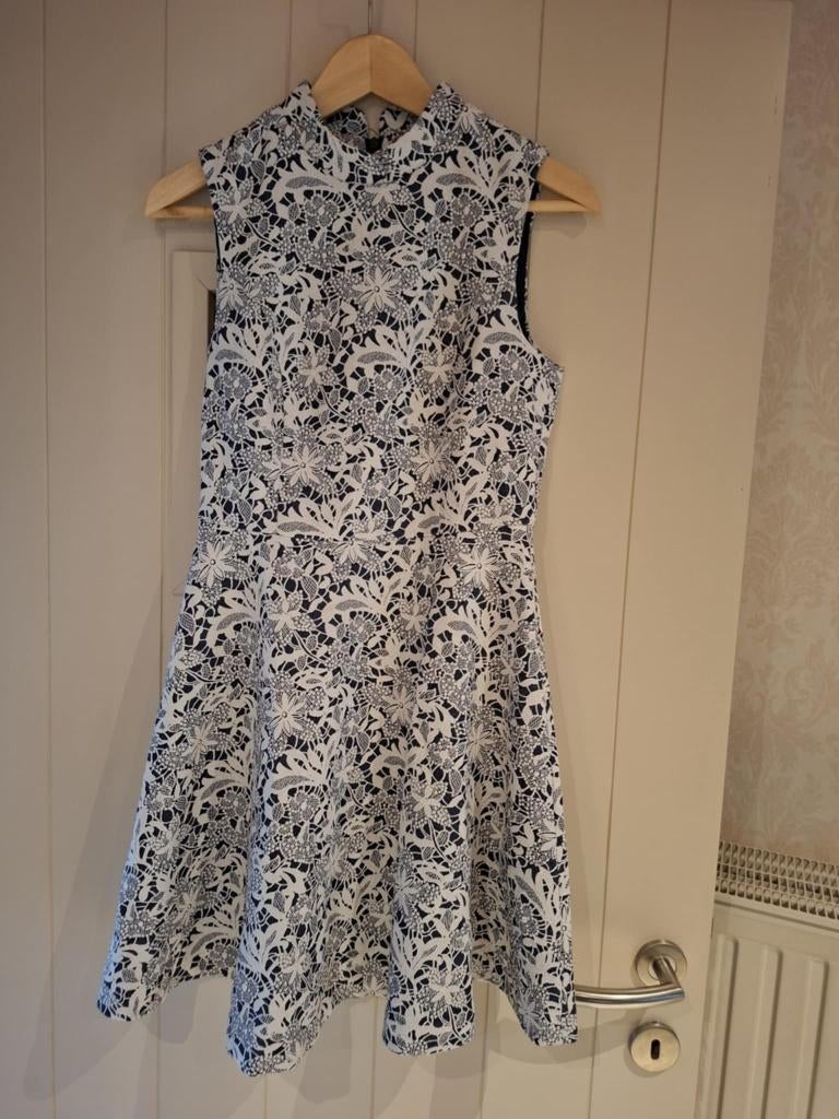 blauw/wit kleedje Yumi m38, Kleding | Dames, Jurken, Maat 38/40 (M), Blauw, Ophalen of Verzenden, Zo goed als nieuw