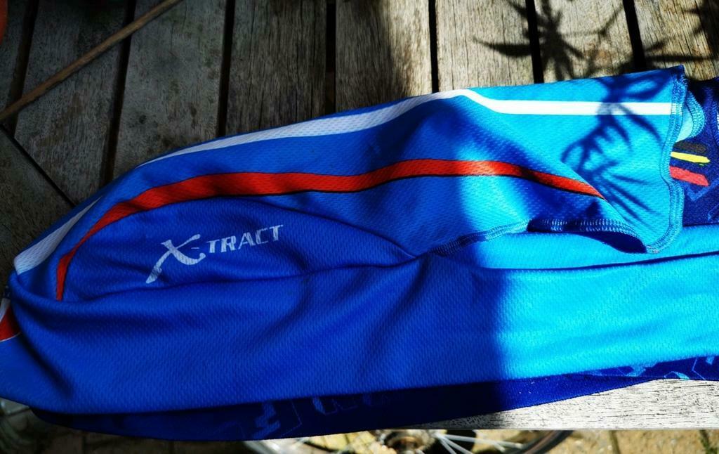 Bandana Italia X-tract ideaal op onder je helm te dragen, Ophalen of Verzenden, Gebruikt, Helm