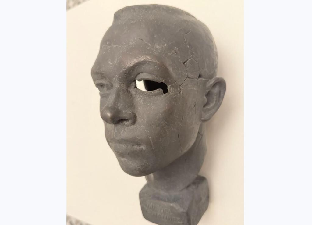 Joan Castejon - Bronze bust of Miquel Hernandez, Ophalen, Nieuw