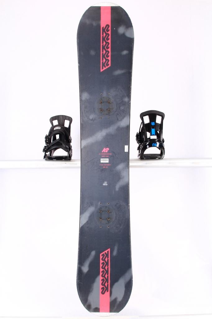 150 160 snowboard K2 EST. 87, p-tex topsheet, Black/red, Ophalen of Verzenden, Gebruikt, Bindingen