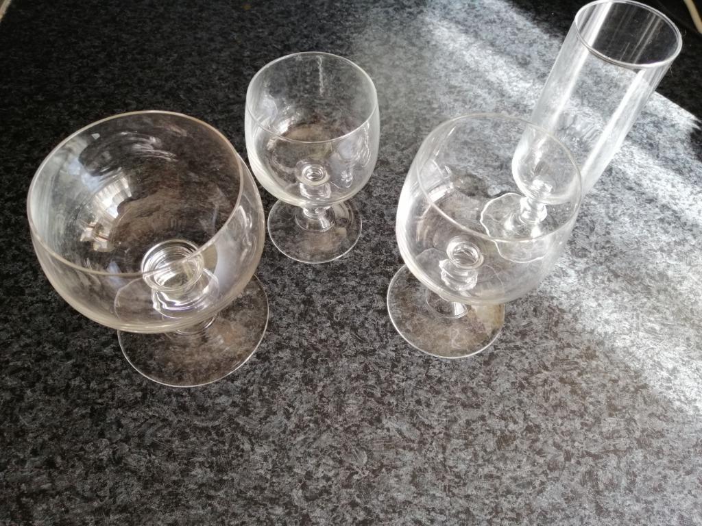 6 coupes à glace ou à fruits, verres à vin et flûtes luminar, Enlèvement, Neuf, Autres types