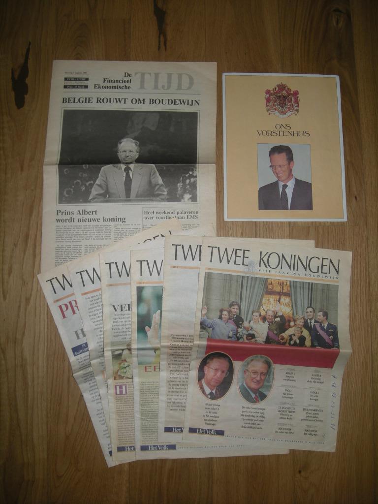 Lotje krantenbijlagen Boudewijn / Albert II, Verzamelen, Ophalen of Verzenden, Gebruikt, Tijdschrift of Boek