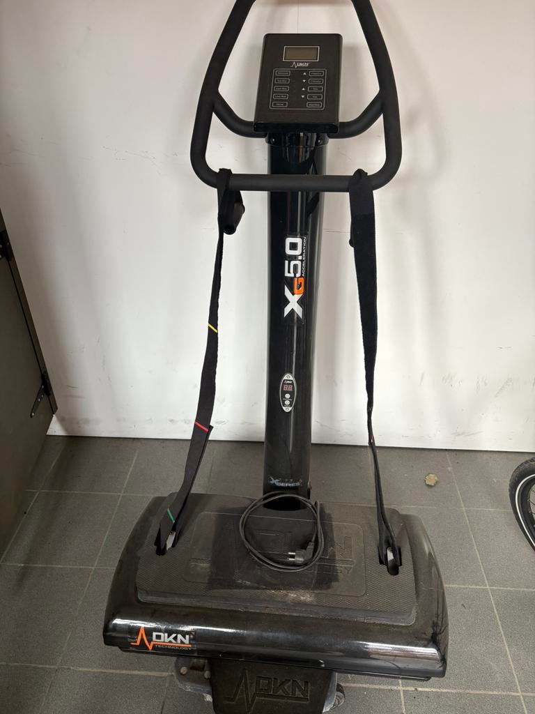 PRIJS VERLAAGD Te koop DKN Technologie trilplaat, Enlèvement, Comme neuf, Plaque vibrante