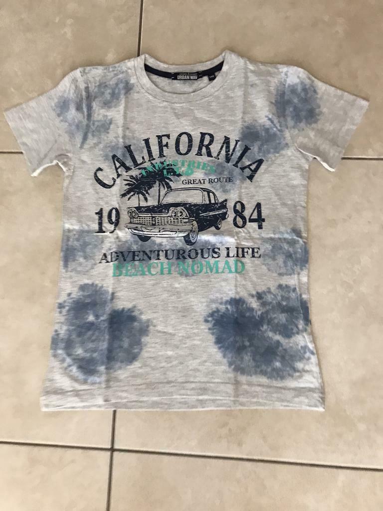 T-shirt maat 140-146, Kinderen en Baby's, Kinderkleding | Maat 140, Ophalen, Zo goed als nieuw, Shirt of Longsleeve, ANDERE