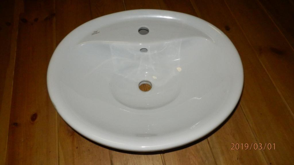 (17) -evier en faience - neuf -, Bricolage & Construction, Sanitaire, Neuf, Lavabo, Enlèvement ou Envoi