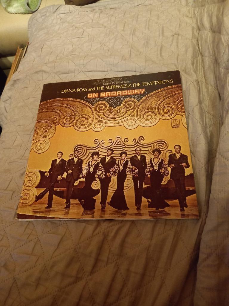 Lp van Diana Ross and The Supremes, Enlèvement ou Envoi, Comme neuf