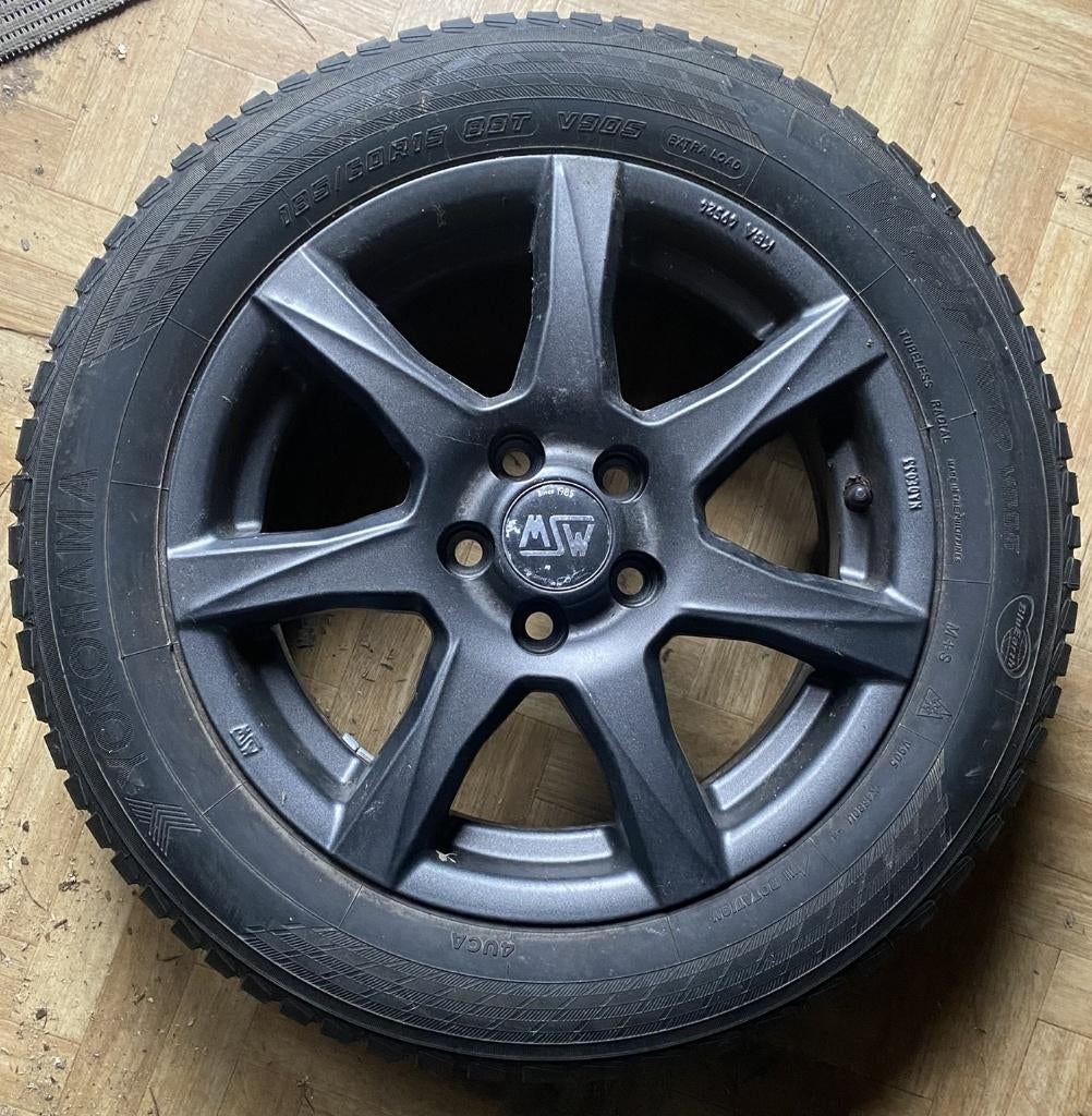 OZ velgen met winterbanden, Ophalen, Gebruikt, 15 inch, Velg(en)