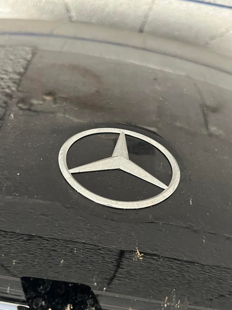Box mercedes, Enlèvement, Neuf, Mercedes-Benz