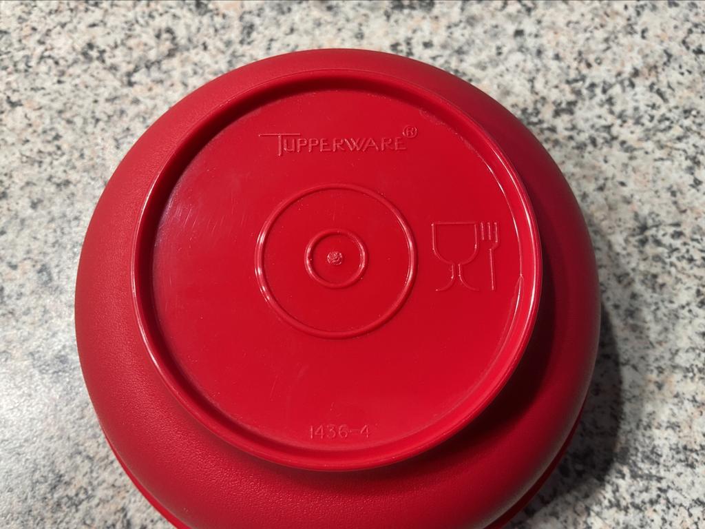 Tupperware  4 samen 15 euro ( wegens teveel), Enlèvement ou Envoi, Neuf