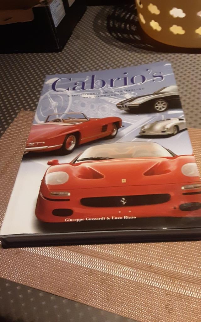 Cabrio boek, Enlèvement ou Envoi, Comme neuf