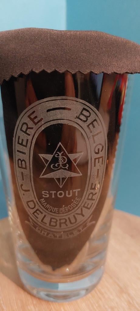 Sour STOUT J. Delbruyère Châtelet, Collections, Enlèvement ou Envoi, Comme neuf, Verre ou Verres, Autres marques