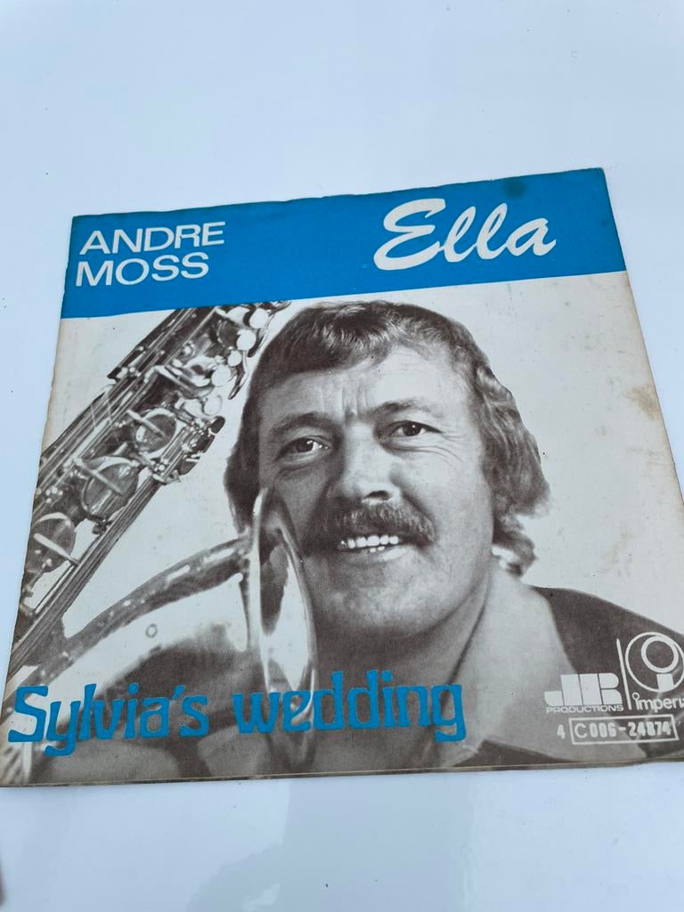 Andre Moss célibataire, Enlèvement