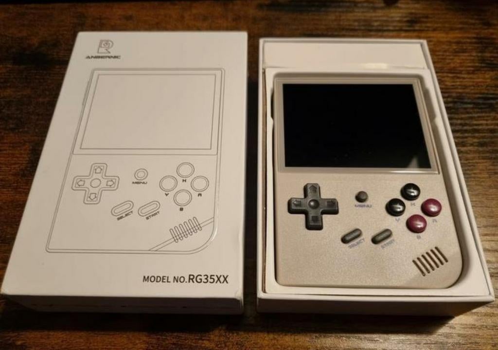 Nieuw in doos, Anbernic RG35XX+ (8000+ games), Games en Spelcomputers, Spelcomputers | Overige, Nieuw, Verzenden