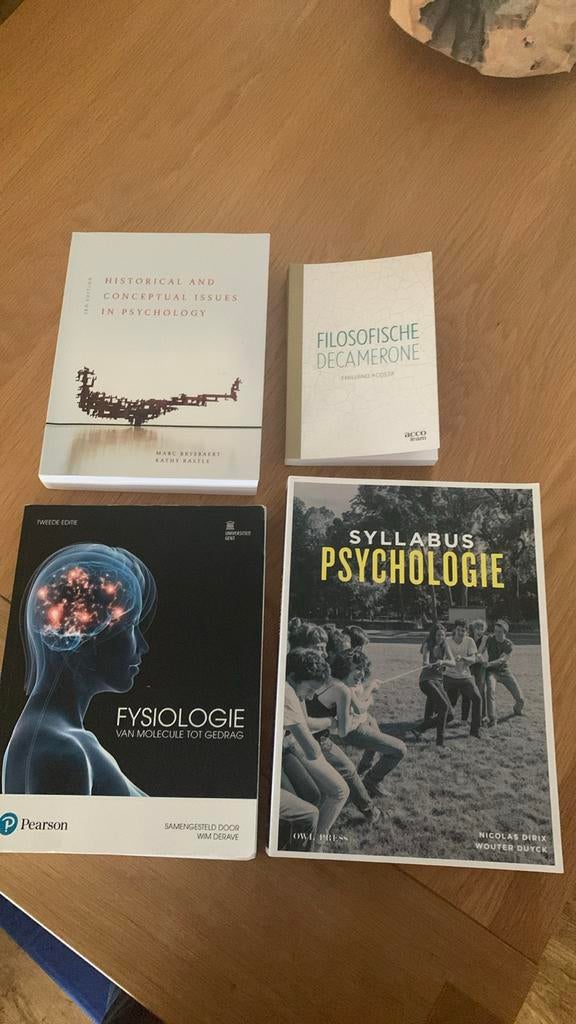 4 boeken psychologie 1 e bachelor UGent, Boeken, Ophalen of Verzenden, Zo goed als nieuw