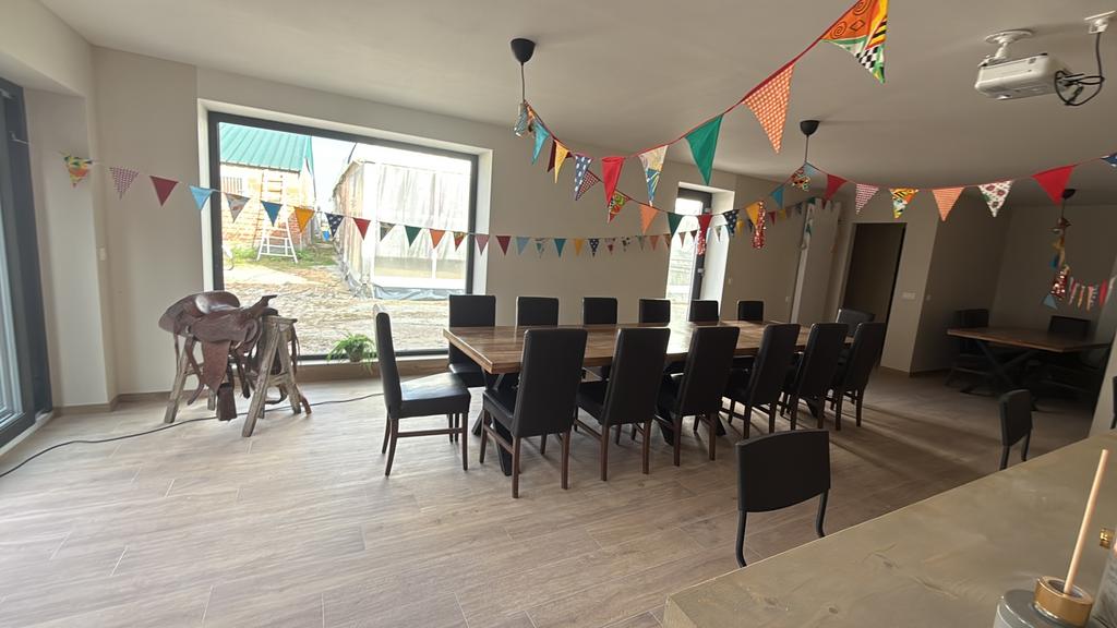 Chambre rénovée à louer, Immo, 50 m² ou plus, Anvers (ville)