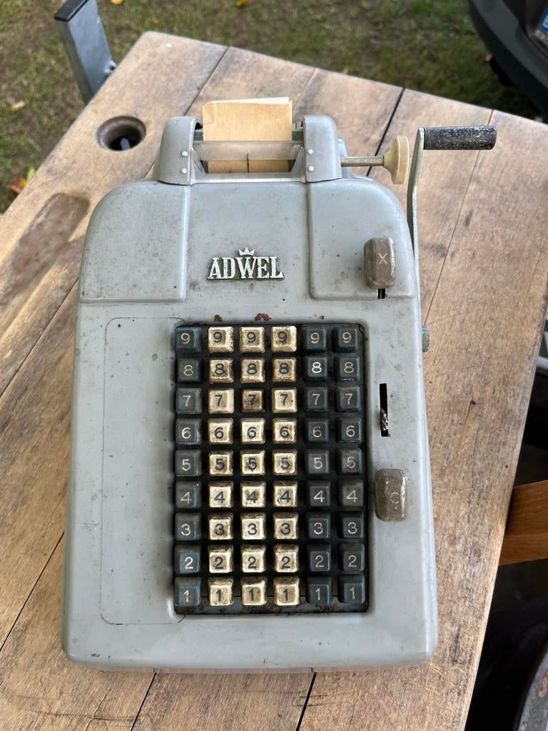 Ancienne calculatrice, Enlèvement