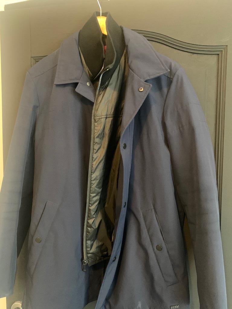 Veste Hugo Boss taille S, Enlèvement ou Envoi, Comme neuf, Hugo Boss