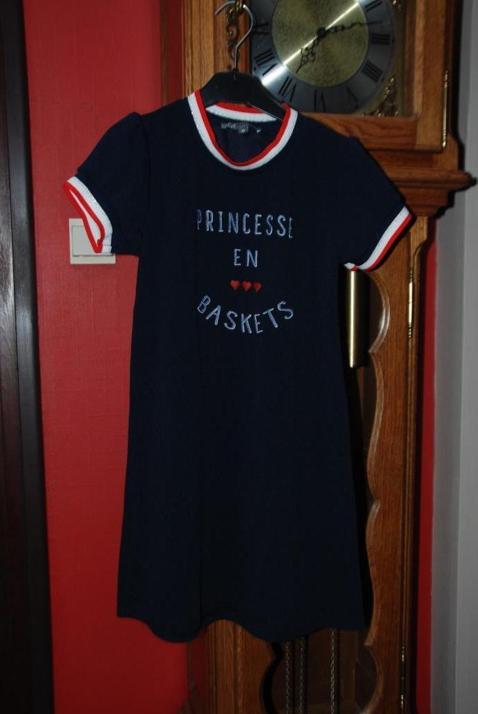 Jolie robe bleu marine Manches courtes T152cm ou 11/12A TBon, Enlèvement ou Envoi, Comme neuf, Fille, TQF Collection