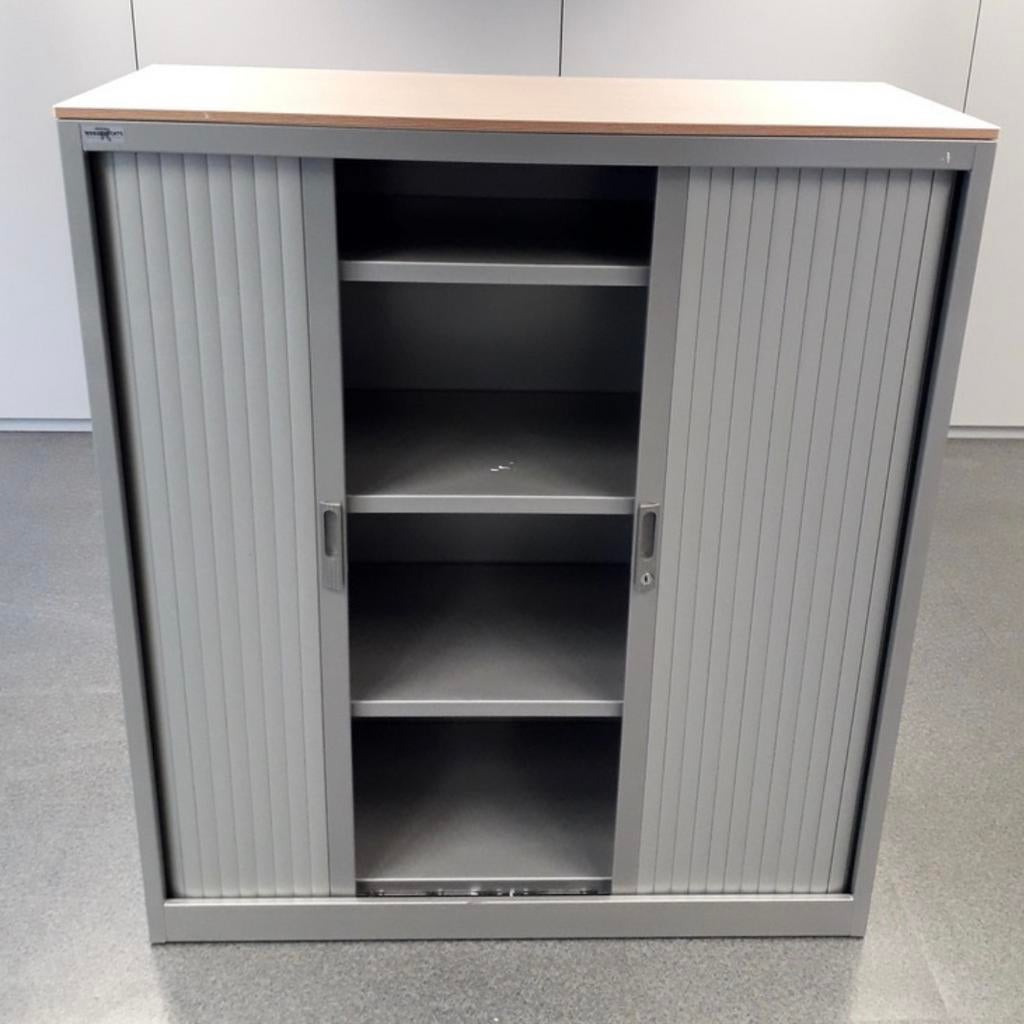 Rolluik kast/Roldeurkast/archiefkast,  Lichtgrijs/grijs, Huis en Inrichting, Kasten | Roldeurkasten en Archiefkasten, Ophalen