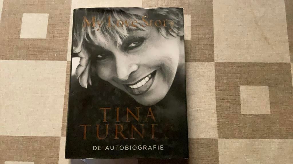 Tina Turner - My love story, Boeken, Ophalen of Verzenden, Zo goed als nieuw