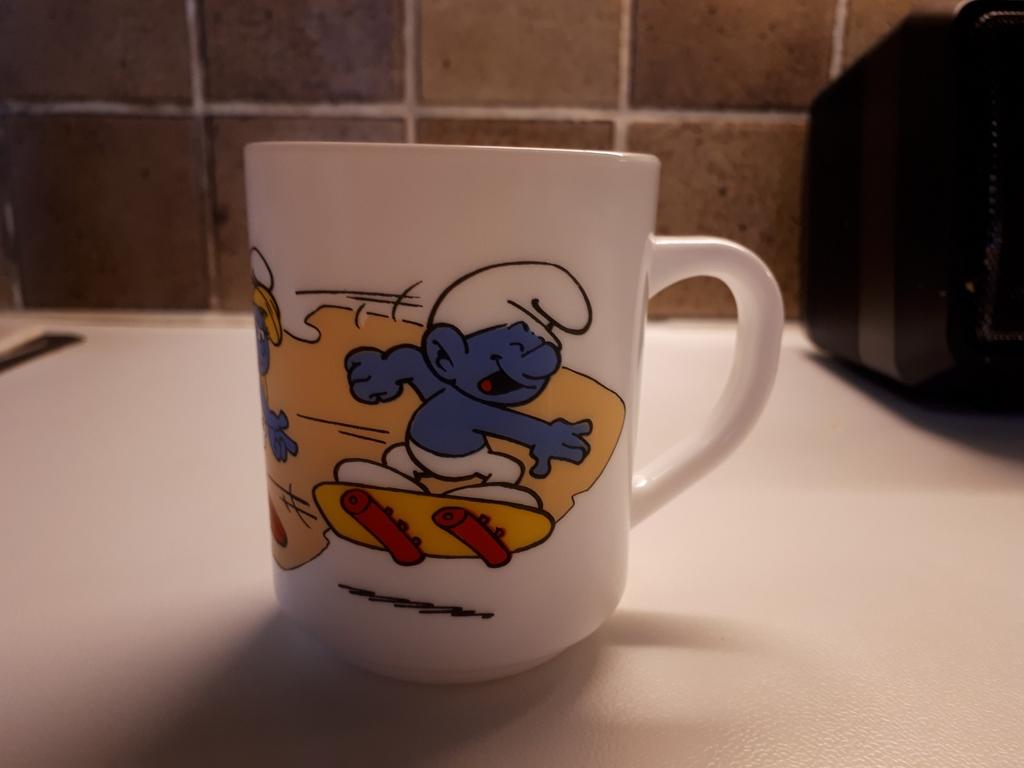 1 smurfen mok arcopal (04.02.21), Verzamelen, Smurfen, Ophalen of Verzenden, Gebruikt, Gebruiksvoorwerp