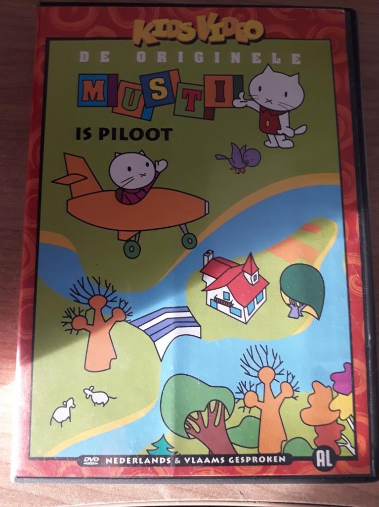 DVD Musti is piloot, Cd's en Dvd's, Alle leeftijden, Overige genres, Ophalen of Verzenden, Zo goed als nieuw