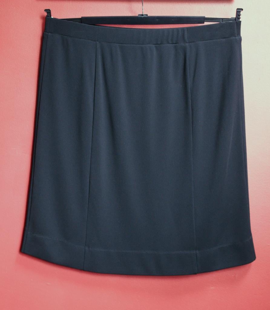 146 Jupe noire doublée taille 50 Mayerline, Ophalen, Mayerline, Zwart, Maat 46/48 (XL) of groter