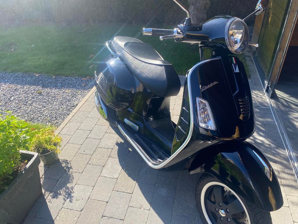 Vespa 125, Motoren, Ophalen