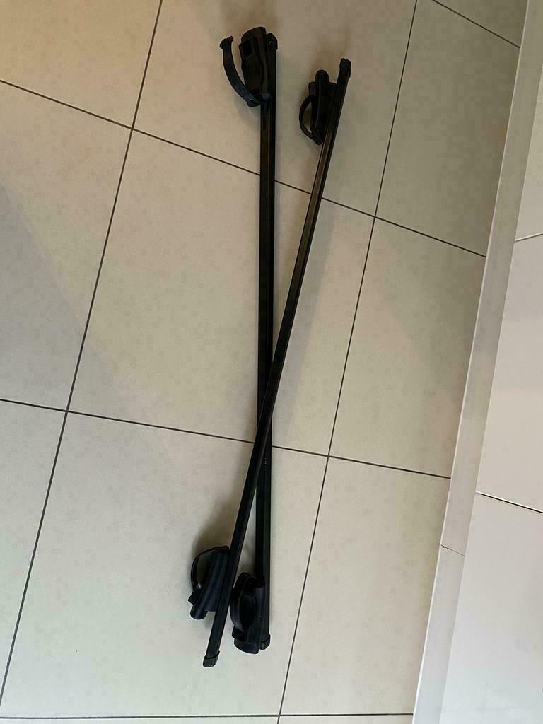 Te Huur: Dakdragers van 138 cm voor open dakrails, Ophalen, Zo goed als nieuw
