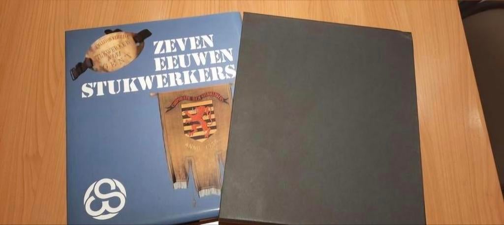 Boek zeven eeuwen stukwerkers, Ophalen of Verzenden