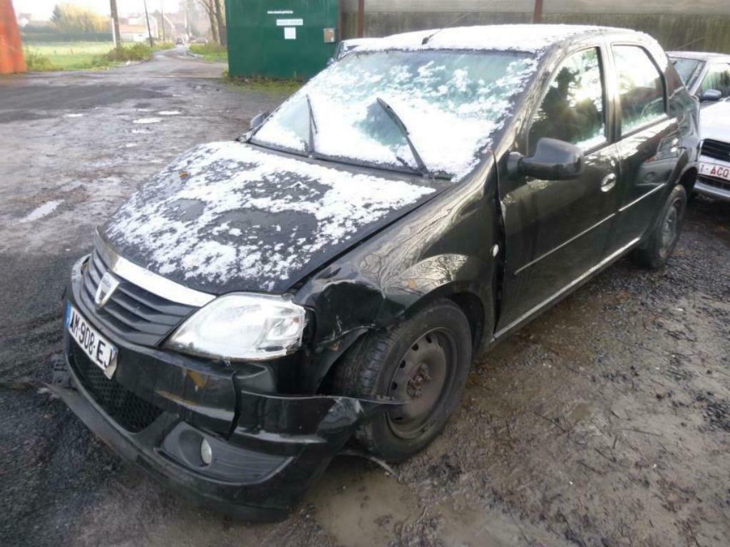 Attelage (boule de remorquage) Dacia Logan 2 berl (1.4cc), Enlèvement, Utilisé, Dacia
