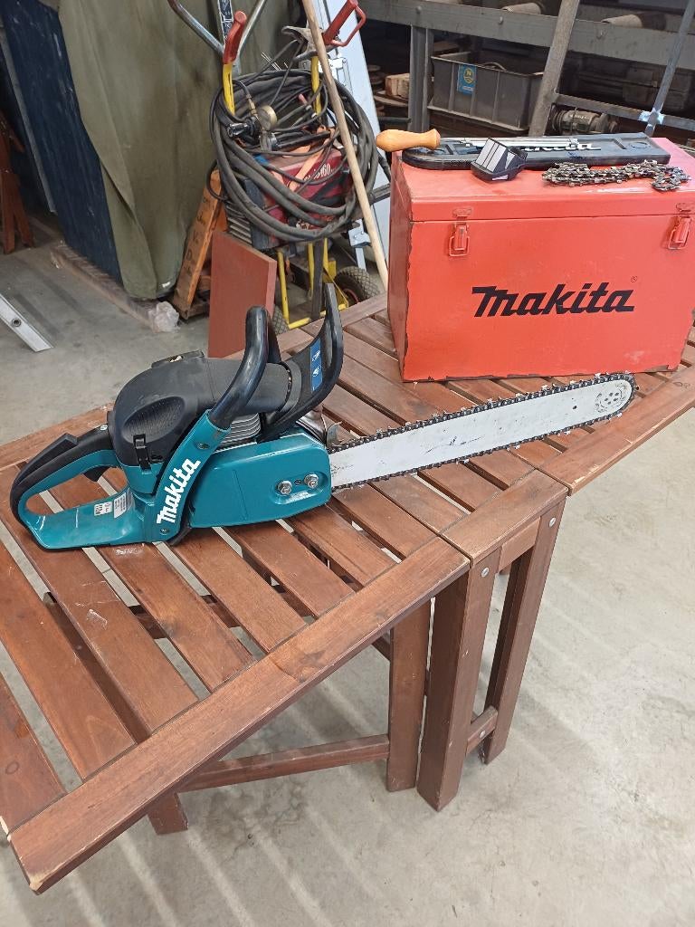 Makita kettingzaag  benzine, Doe-het-zelf en Bouw, Gereedschap | Zaagmachines, Ophalen, Gebruikt, 70 mm of meer, Kettingzaag