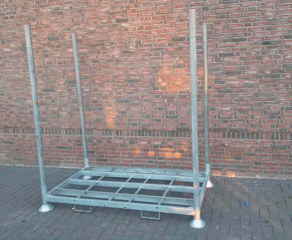 Grote Verzinkte Stapelrekken, Zakelijke goederen, Ophalen