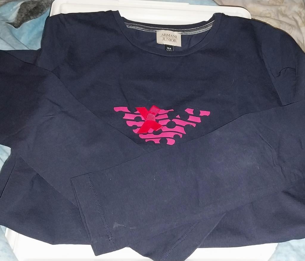 Sweet armani junior 10 ans, Pull ou Veste, Comme neuf, Fille, Armani junior