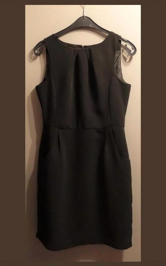 Robe « 40 » de Laura Clement, Enlèvement ou Envoi, Comme neuf