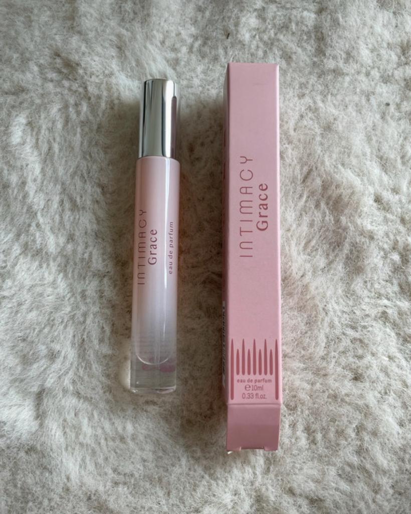 Intimacy grace eau de parfum miniatuur handtasformaat 10ml, Ophalen of Verzenden, Nieuw