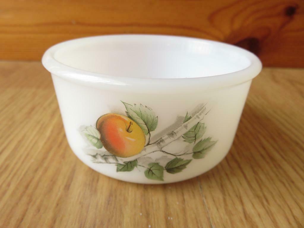vintage arcopal superbe ramequin motif "Fruits de France", Huis en Inrichting, Ophalen of Verzenden, Zo goed als nieuw, Kom(men)